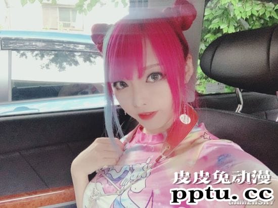 看姿势已然陶醉 日本美少女萨克斯手Yucco Miller