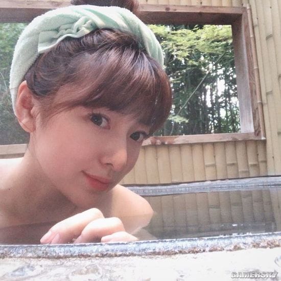 无名人妻竟是退隐写真女星 被网友翻红的长尾麻由