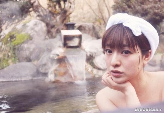 无名人妻竟是退隐写真女星 被网友翻红的长尾麻由