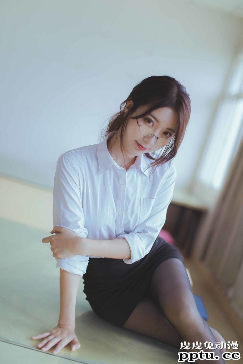 黑川COSPLAY黑丝教师摄影图片[43P]