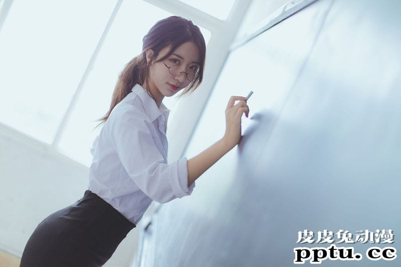 黑川COSPLAY黑丝教师摄影图片[43P]