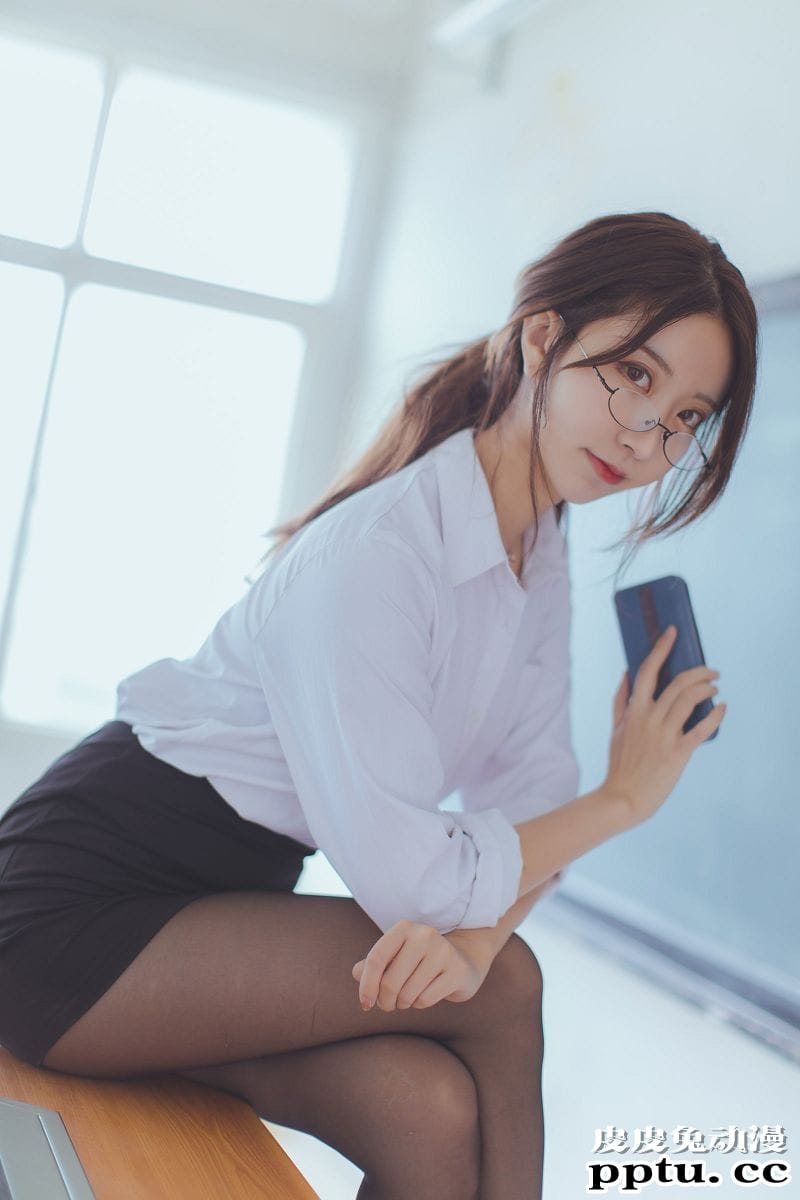 黑川COSPLAY黑丝教师摄影图片[43P]