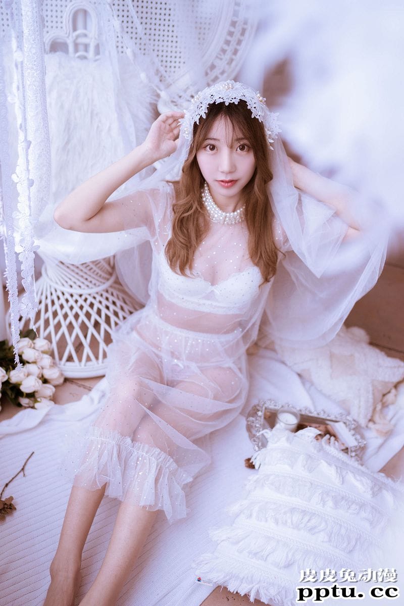 黑川COSPLAY年上彼女婚纱+毛衣摄影写真[39P]