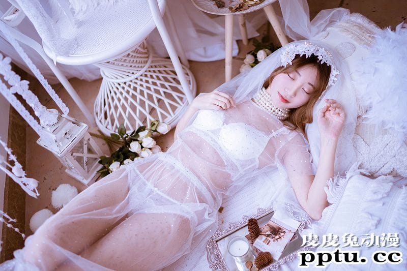 黑川COSPLAY年上彼女婚纱+毛衣摄影写真[39P]