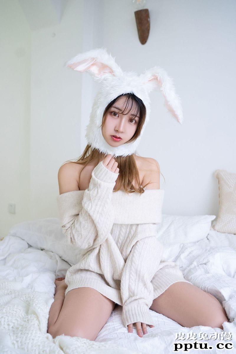 黑川COSPLAY年上彼女婚纱+毛衣摄影写真[39P]