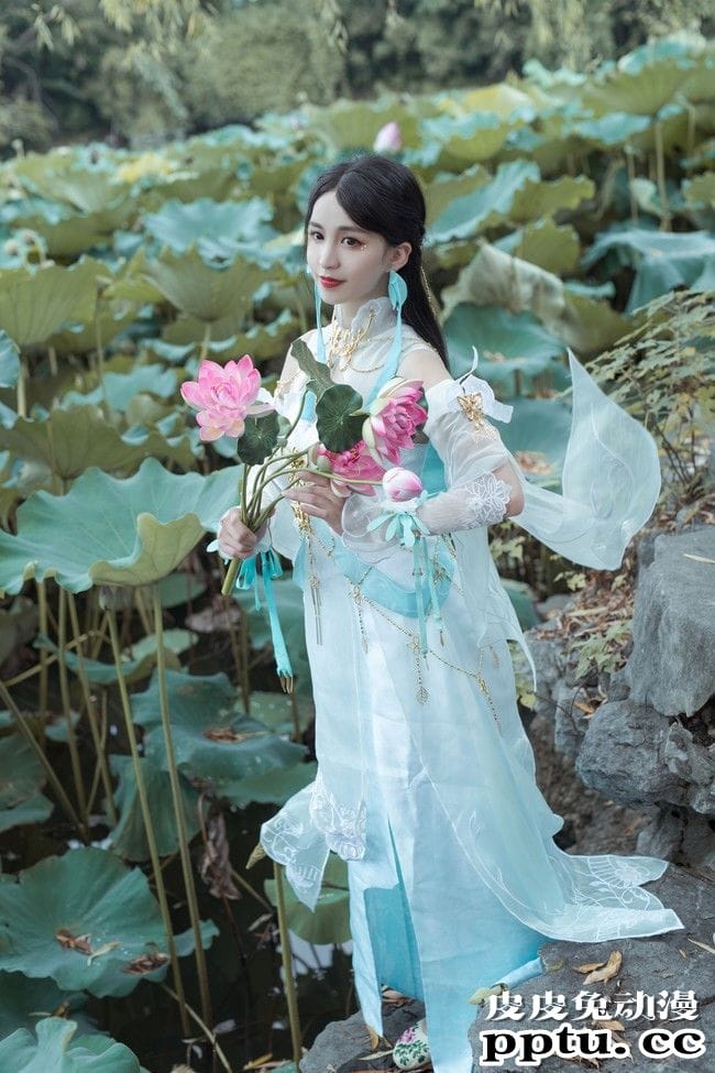 逆水寒COSPLAY《医者仁心》图片欣赏
