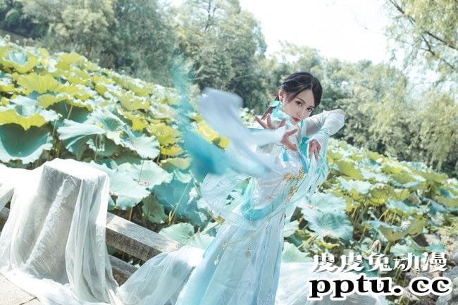 逆水寒COSPLAY《医者仁心》图片欣赏