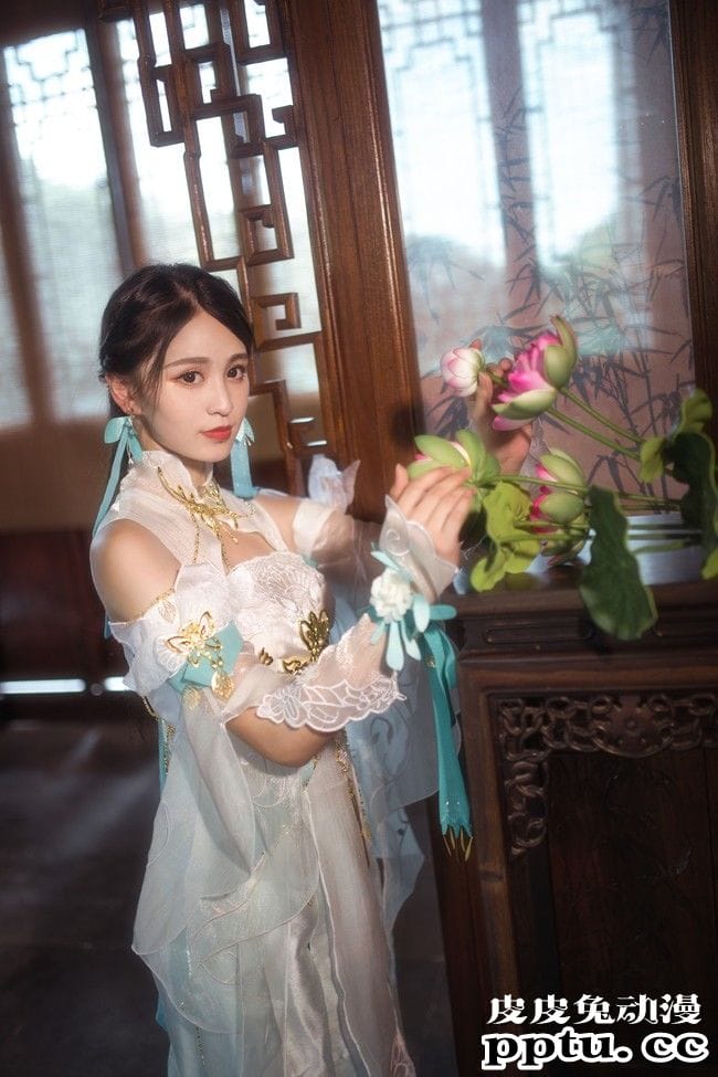 逆水寒COSPLAY《医者仁心》图片欣赏