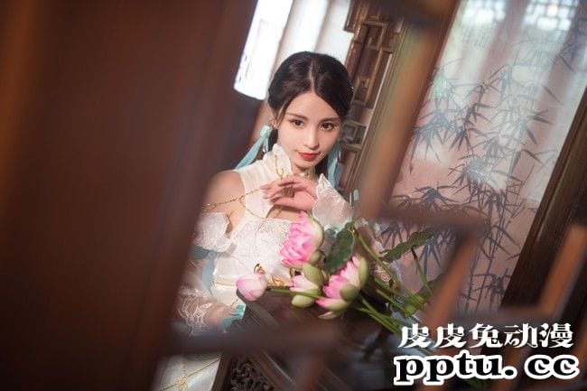 逆水寒COSPLAY《医者仁心》图片欣赏