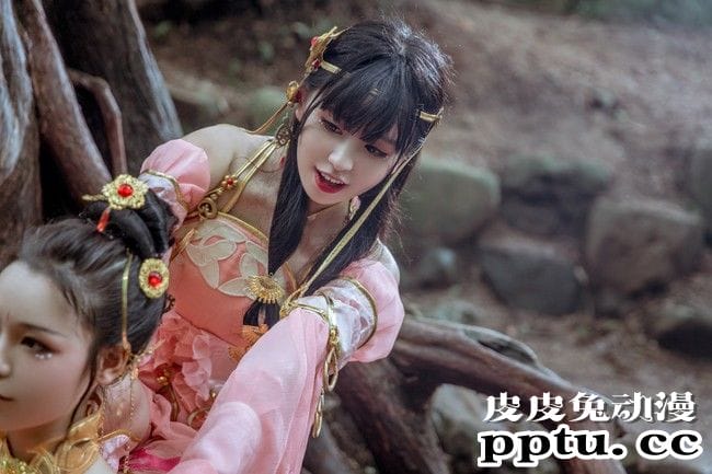 COSPLAY剑网3《定国七秀姐妹花》图片