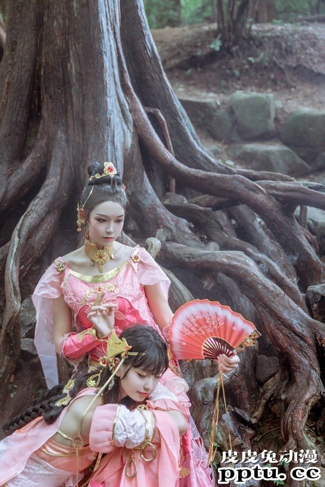 COSPLAY剑网3《定国七秀姐妹花》图片