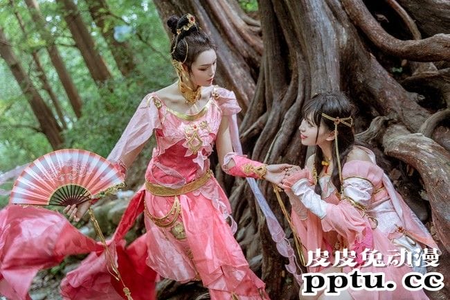 COSPLAY剑网3《定国七秀姐妹花》图片