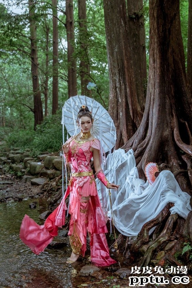 COSPLAY剑网3《定国七秀姐妹花》图片