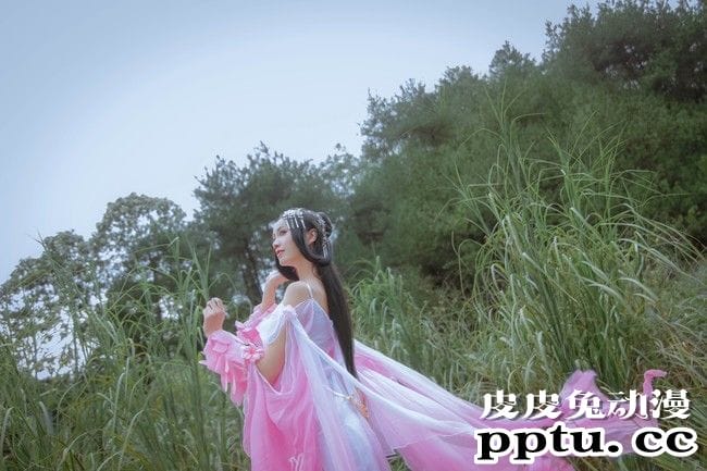 COSPLAY剑网3秀姐《莫许杯深琥珀浓未成沉醉意先融》