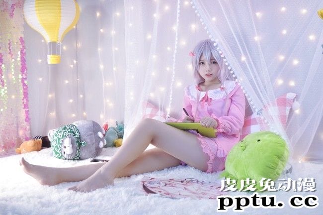 COSPLAY甜美可爱埃罗芒阿老师