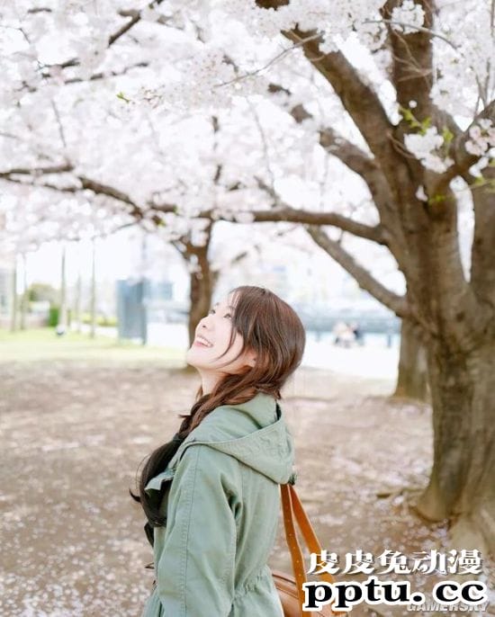 泰国网红颜值的天花板 吃相最好看的美少女Pimtha