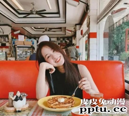 泰国网红颜值的天花板 吃相最好看的美少女Pimtha