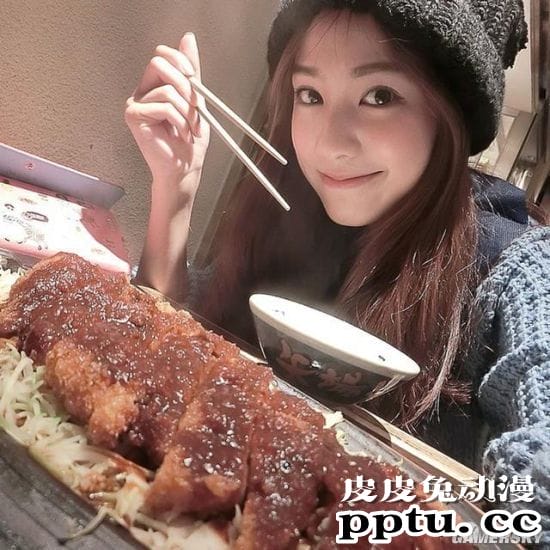 泰国网红颜值的天花板 吃相最好看的美少女Pimtha