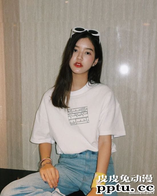 泰国00后日系萌妹 学霸人生本色出演泰剧《天才枪手》走红网络