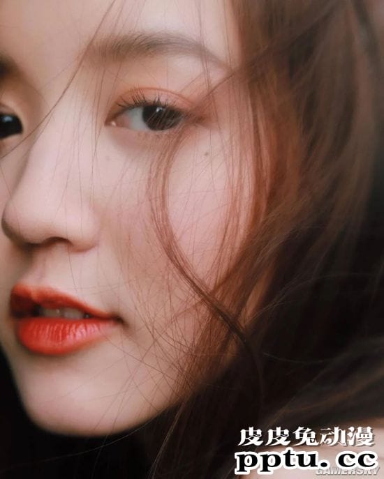 泰国00后日系萌妹 学霸人生本色出演泰剧《天才枪手》走红网络