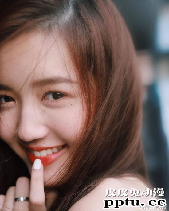 泰国00后日系萌妹 学霸人生本色出演泰剧《天才枪手》走红网络