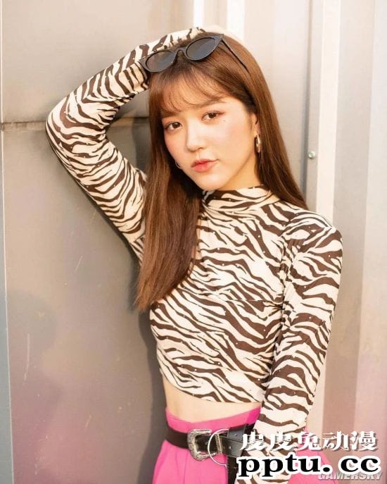 泰国00后日系萌妹 学霸人生本色出演泰剧《天才枪手》走红网络