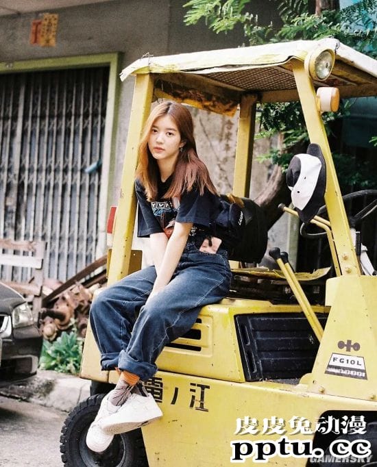 泰国00后日系萌妹 学霸人生本色出演泰剧《天才枪手》走红网络