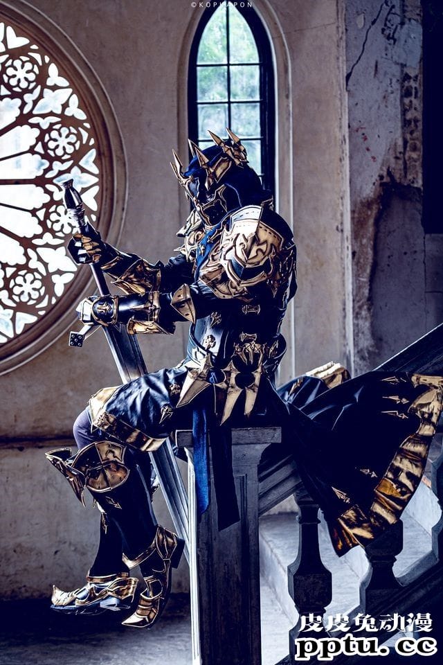 网袜兔女郎与胶衣下平玲花 一周大师级CosPlay赏