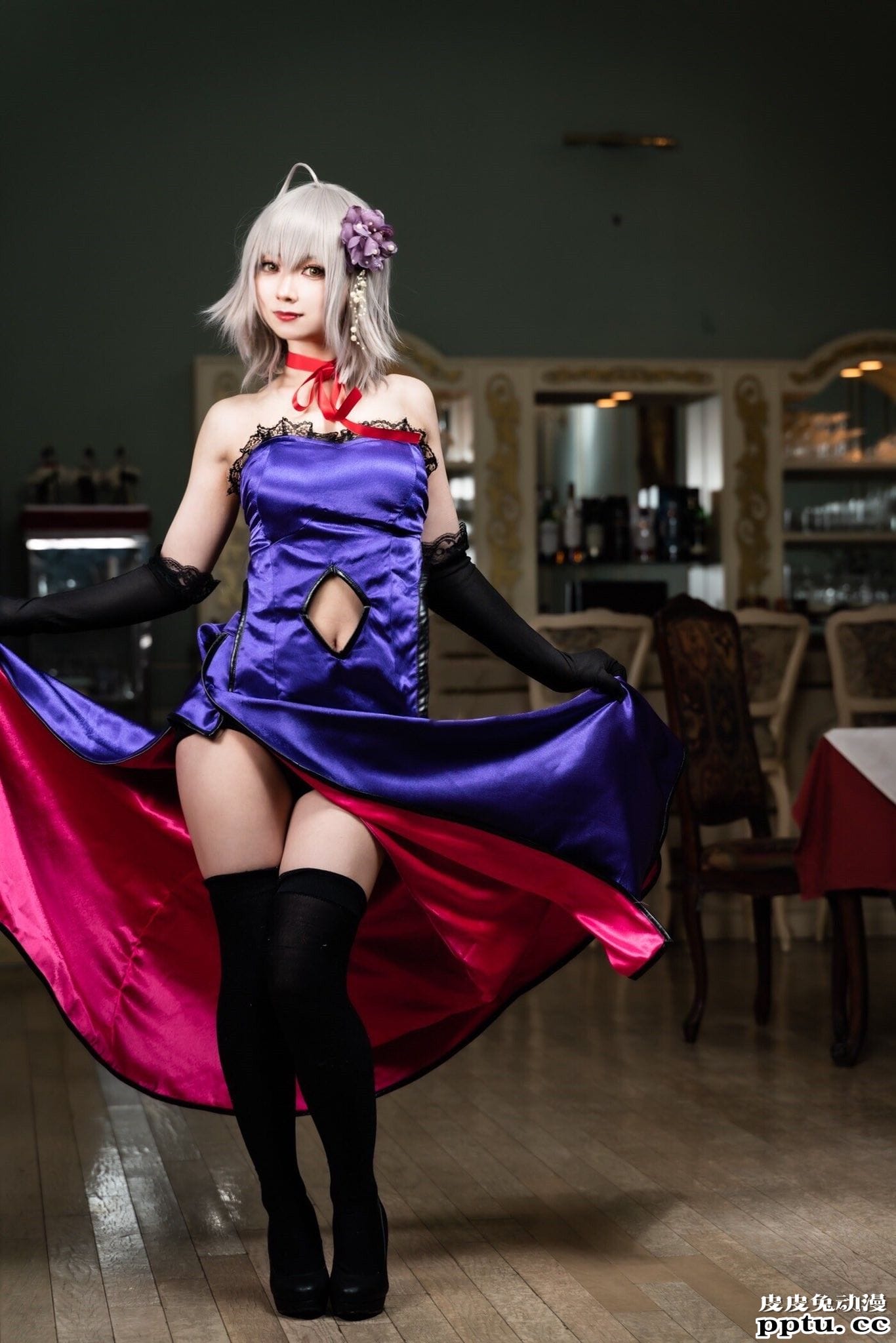 网袜兔女郎与胶衣下平玲花 一周大师级CosPlay赏