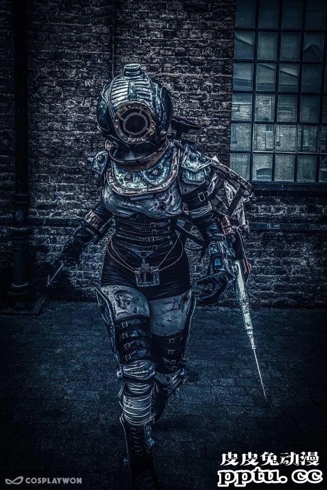 网袜兔女郎与胶衣下平玲花 一周大师级CosPlay赏