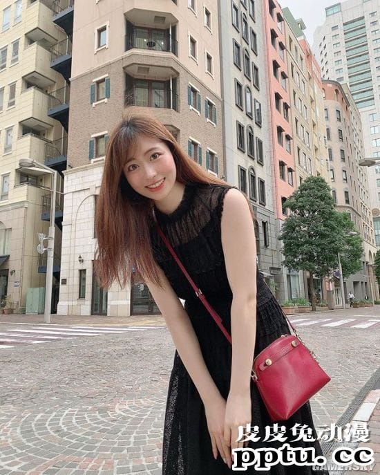 女友力满载的水蜜桃女孩 温柔笑颜的白皙樱花妹白浜さち