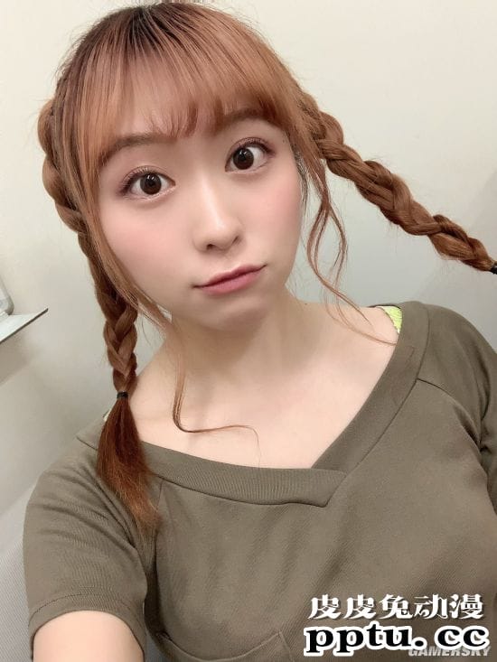 女友力满载的水蜜桃女孩 温柔笑颜的白皙樱花妹白浜さち