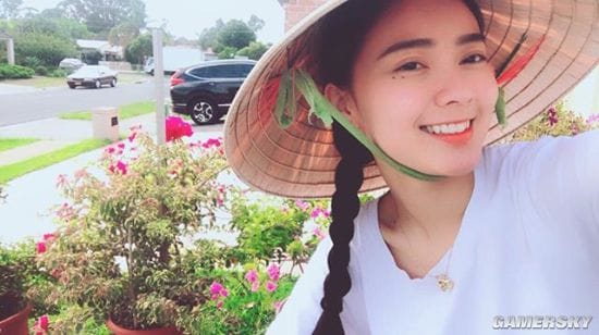 白嫩美肌下清晰马甲线？越南嫩模Vickie.Bae-皮皮兔动漫