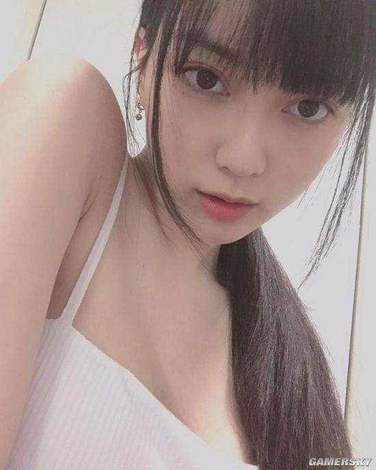 白嫩美肌下清晰马甲线？越南嫩模Vickie.Bae