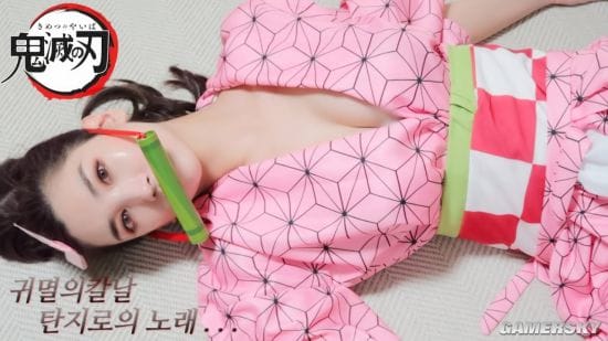 画面让人心跳加速 韩国钢琴小姐姐的福利时间