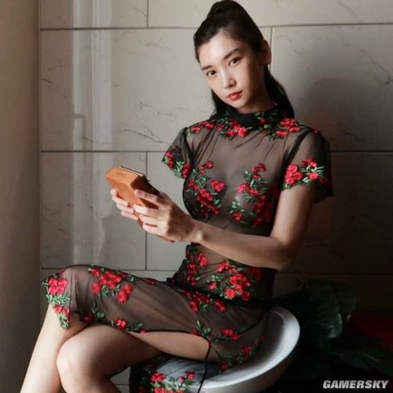 画面让人心跳加速 韩国钢琴小姐姐的福利时间