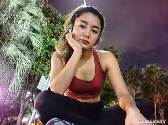 拳击场上的洋娃娃 兼职模特的日泰混血美女拳手