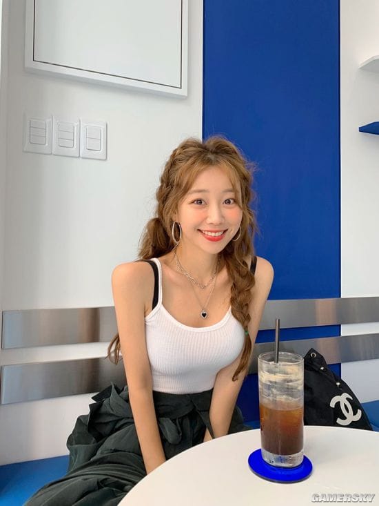 谁说大就只能性感 S曲线男女通杀的vivamoon