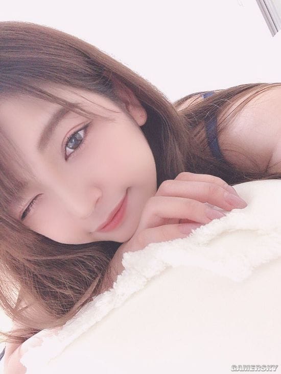 隐藏身材走红网络 日本软实力惊人的甜美樱花妹藤乃あおい