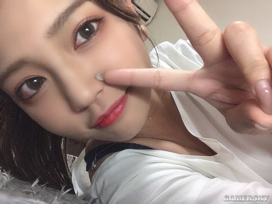 隐藏身材走红网络 日本软实力惊人的甜美樱花妹藤乃あおい