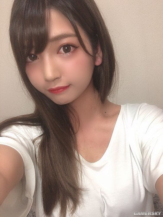 隐藏身材走红网络 日本软实力惊人的甜美樱花妹藤乃あおい