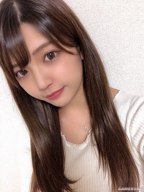 隐藏身材走红网络 日本软实力惊人的甜美樱花妹藤乃あおい