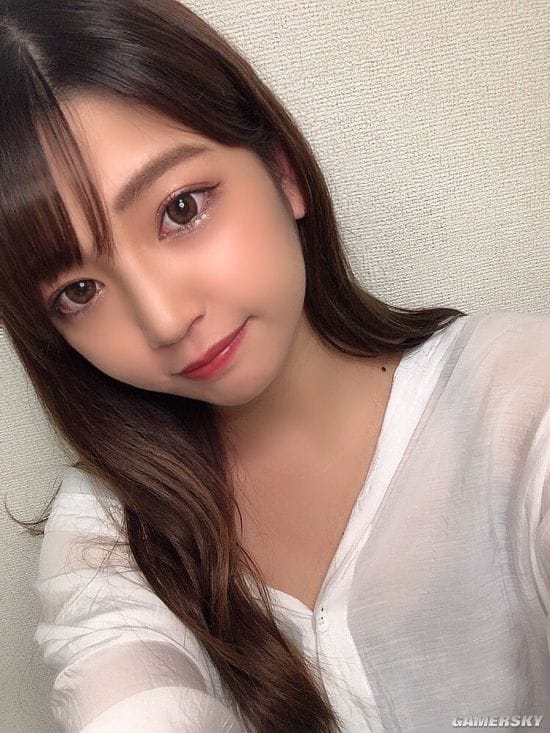 隐藏身材走红网络 日本软实力惊人的甜美樱花妹藤乃あおい