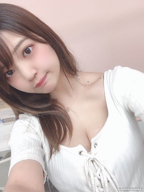 隐藏身材走红网络 日本软实力惊人的甜美樱花妹藤乃あおい