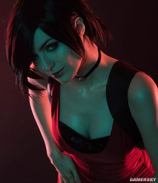 纤细身材完美还原二次元 来自俄罗斯的美艳COSER Alice Spiegel