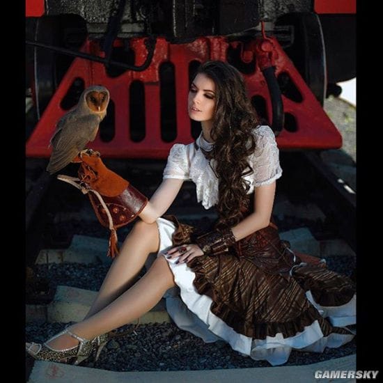 纤细身材完美还原二次元 来自俄罗斯的美艳COSER Alice Spiegel