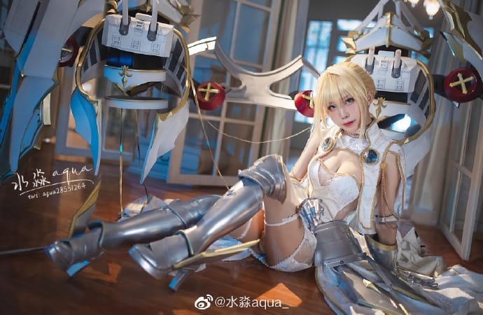 《碧蓝航线》圣女贞德Cosplay【CN:水淼】