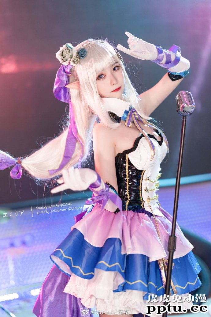 《Re:从零开始的异世界生活》艾米莉亚偶像歌手Cosplay【CN:Momoko葵葵】