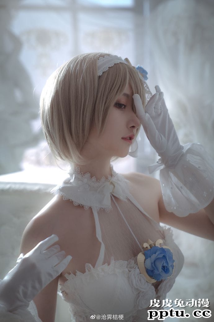 《崩坏3》丽塔•洛丝薇瑟花嫁蔷薇誓言Cosplay【CN:沧霁桔梗】