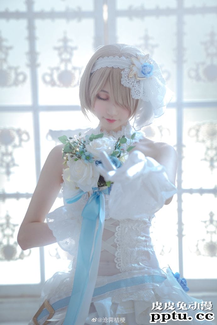《崩坏3》丽塔•洛丝薇瑟花嫁蔷薇誓言Cosplay【CN:沧霁桔梗】